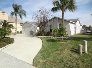 6917 Southwind Dr, Hudson, FL 34667