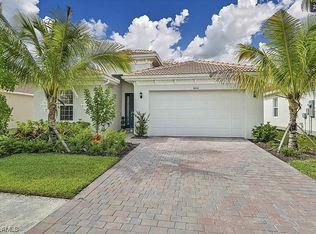 4160 Bloomfield St, Fort Myers, FL 33916