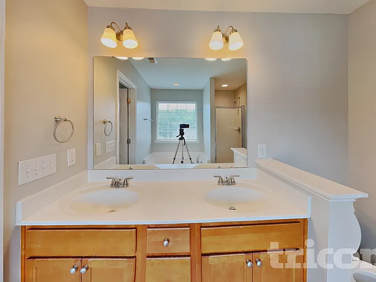 163 Green Willows Dr — Photo 6