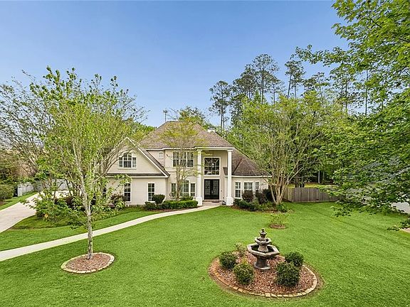 2nd image of 26 Sycamore St