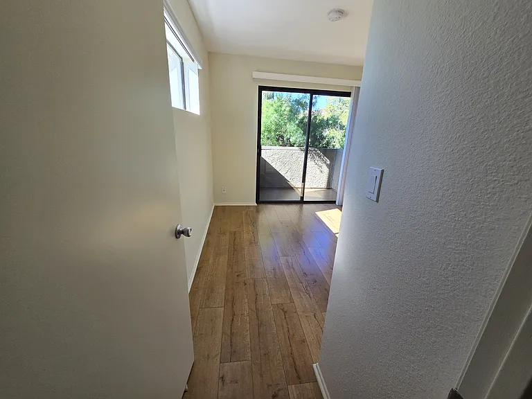Strathmore Regency — Photo 122