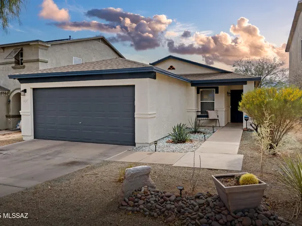 1557 W San Ricardo Blvd, Tucson, AZ 85713