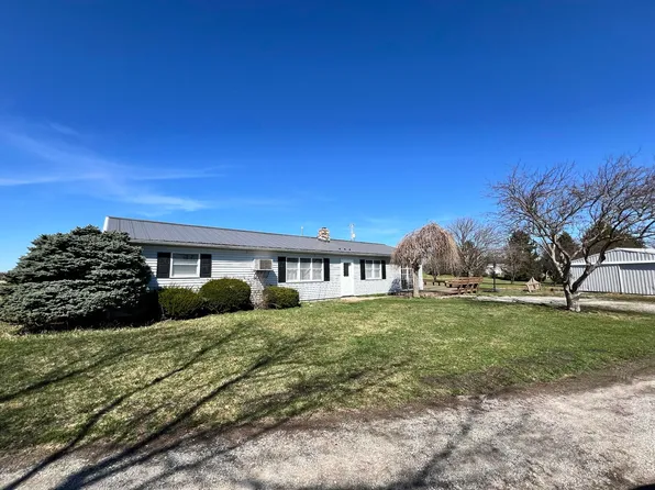 2295 W 500 S, Pleasant Lake, IN 46779