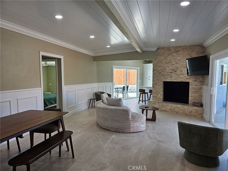 1st image of 44250 Russell Ln