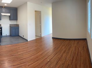 801 Myrtle Ave APT B, Inglewood, CA 90301