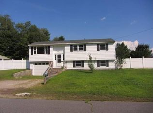12 Toofs Dr, Winchester, NH 03470