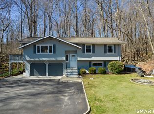54 Rita Dr, New Fairfield, CT 06812