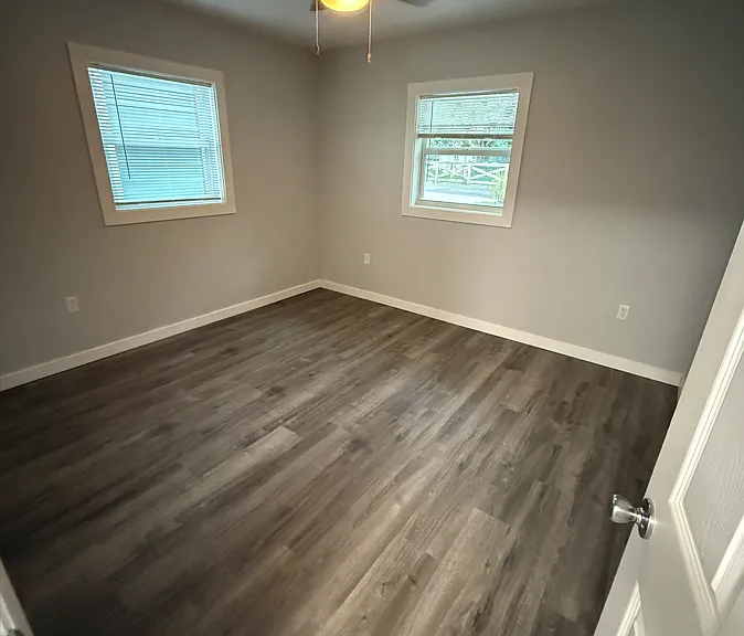 112 Watters Dr — Photo 8