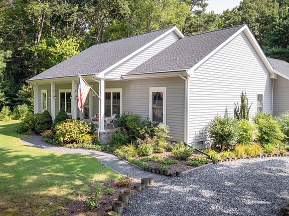 5th image of 20420 Chesapeake Dr