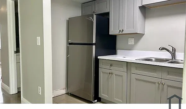 2 bed, 1020 sqft, $2,450 — Photo 3