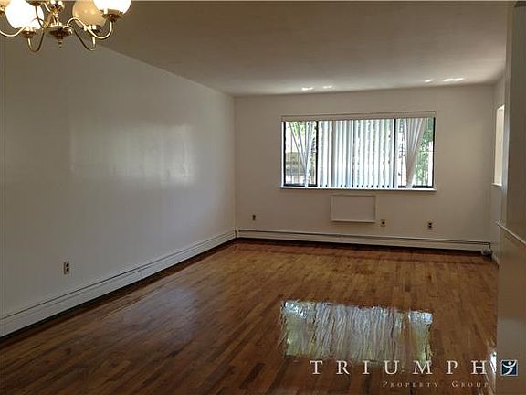 3rd image of 72 Bay 26th St #2