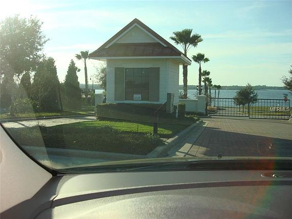 3rd image of 808 Waterfern Trail Dr