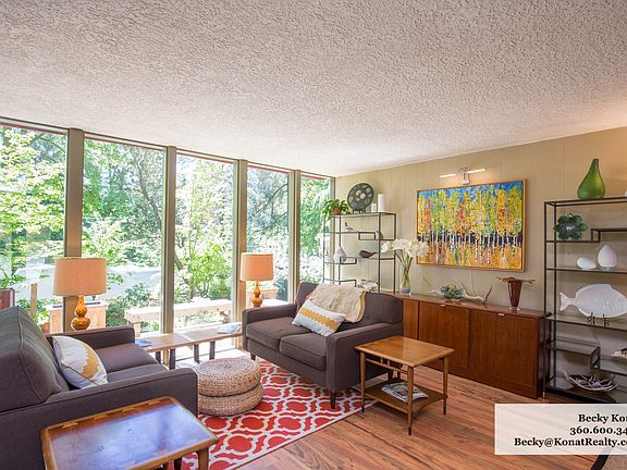 3rd image of 9025 Beacon Ave