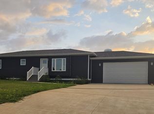 103 Southern Heights Cir, Schleswig, IA 51461
