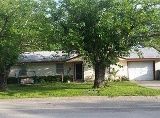 606 E 9th St, Kemp, TX 75143