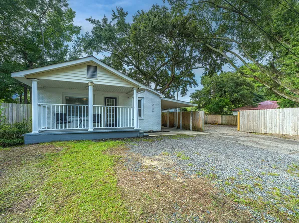 2136 Easy St, North Charleston, SC 29406