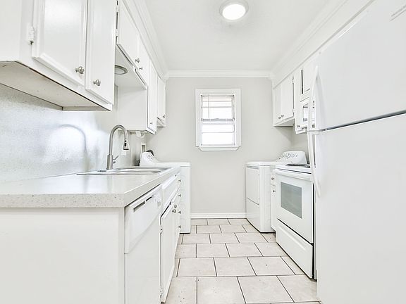 2nd image of 5202 Kenosha Ave #18