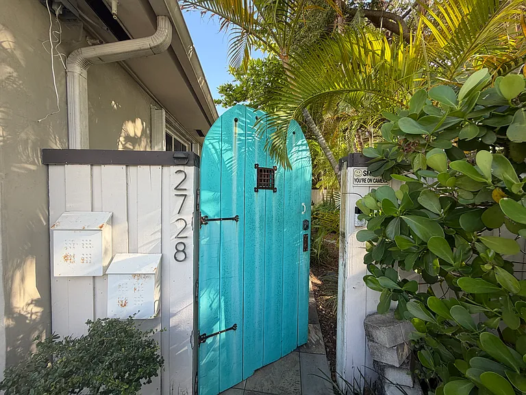 2728 SW 25th Ter — Photo 22