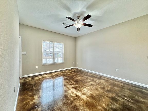 5th image of 2509 Forest Home Rd #4