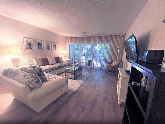 2nd image of 500 S Washington Dr APT 19A