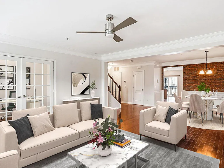 15360 Kensington Park Dr — Photo 4