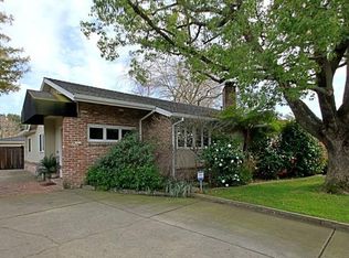 4621 S Land Park Dr, Sacramento, CA 95822