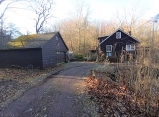 192 Raritan River Rd, Califon, NJ 07830