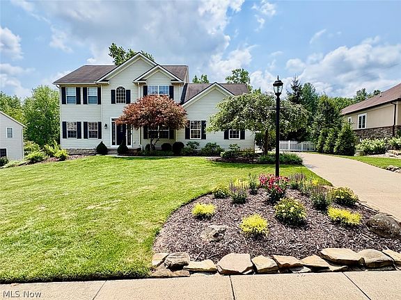 2nd image of 266 Ruby Ln