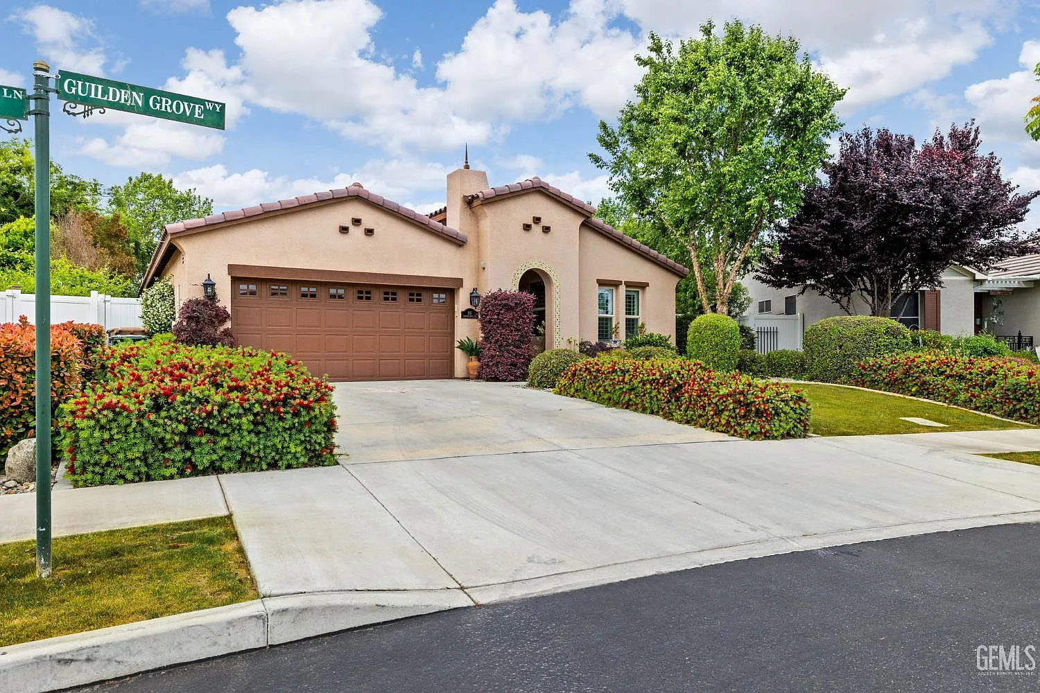 101 Guilden Grove Way photo 1