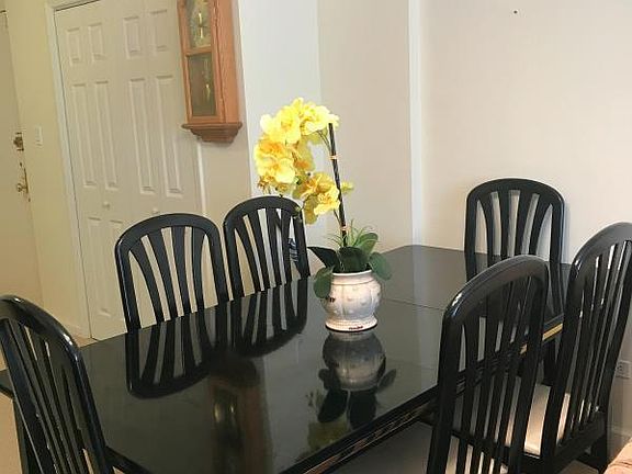 4th image of 1275 E 51st St APT 3R