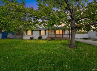 663 Lincoln Ave, Lockport, NY 14094