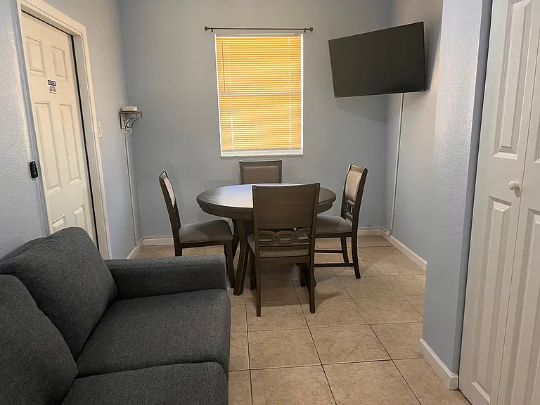 10107 N Aster Ave #B — Photo 9