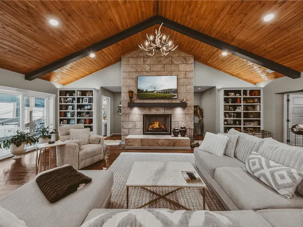 8030 La Croix Rd, Decatur, AR 72722