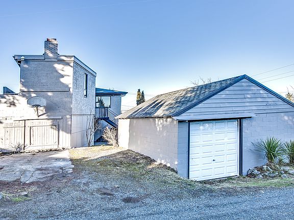 2nd image of 5012 N 26th St