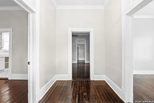 3 bed, 2.0 bath, 1174 sqft, $2,000 — Photo 4