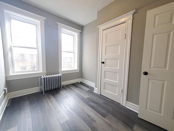 5th image of 105 Romaine Ave #8