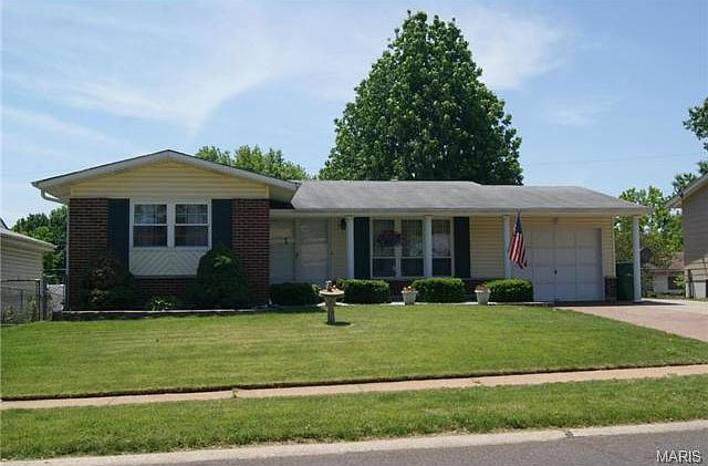 1st image of 446 Burncoate Dr