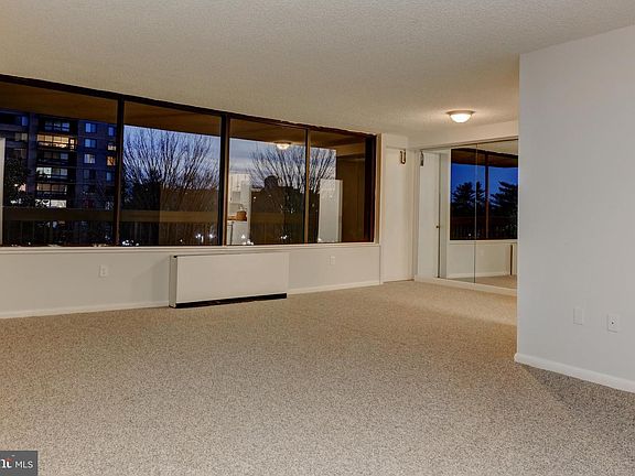 3rd image of 3701 S George Mason 303 #N
