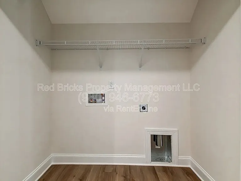 4023 Black Ct — Photo 29