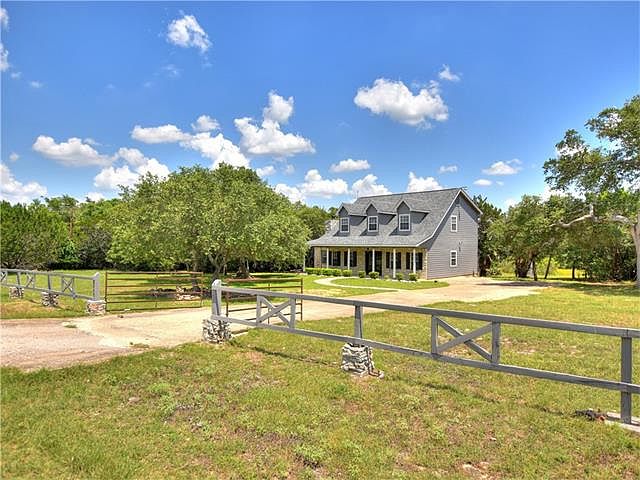 1st image of 2092 Falconwood Dr