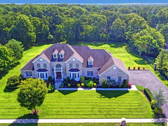 3rd image of 2291 Maple Manor Ct
