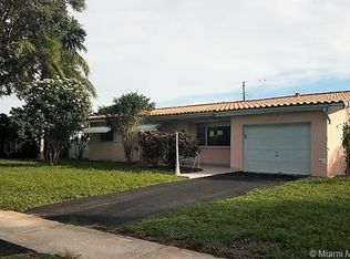 1604 E Hawthorne Cir, Hollywood, FL 33021