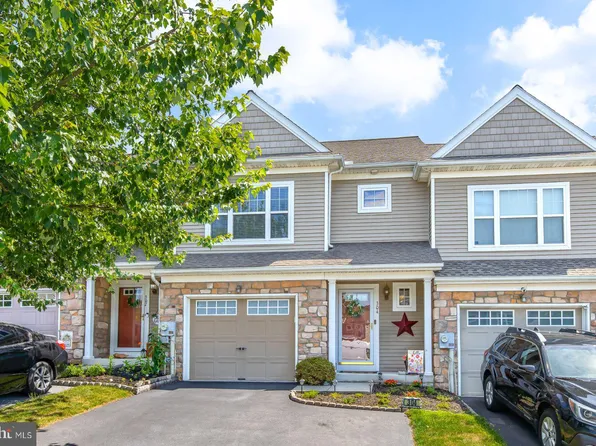 304 Millstone Dr, Mountville, PA 17554