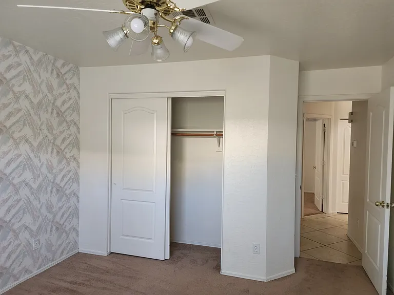 1126 W Grand Caymen Dr — Photo 37