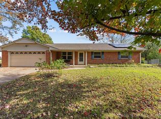 530 Rebecca Ln, Ada, OK 74820