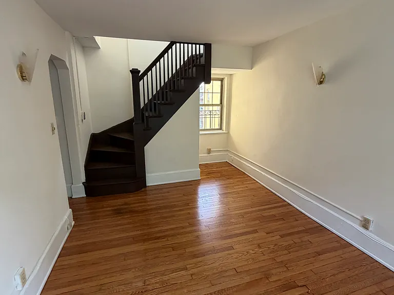 46 Tompkins Cir #2 — Photo 9