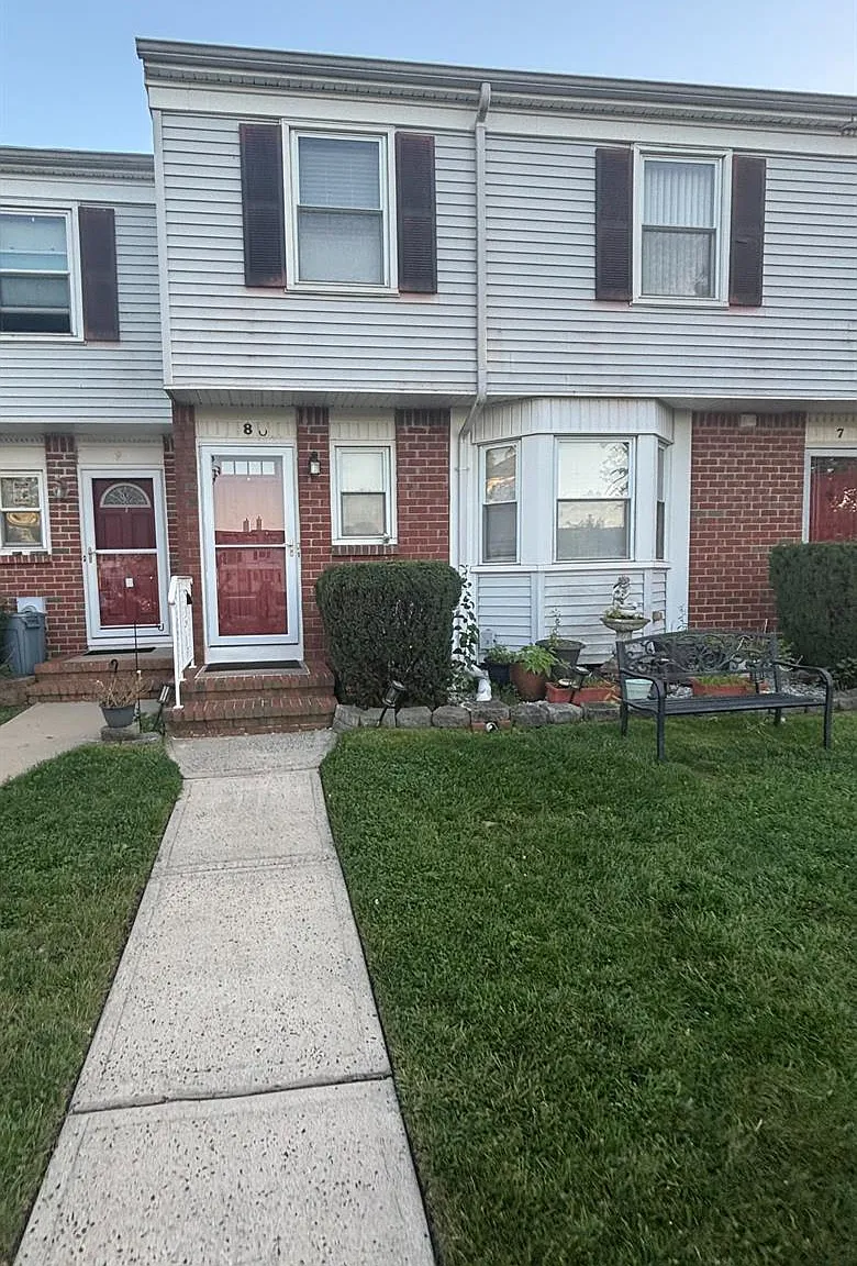 3 bed, 3.0 bath, 1594 sqft, $3,300 — Photo 1