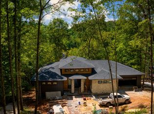 408 Windsor Ln, Jacksboro, TN 37757