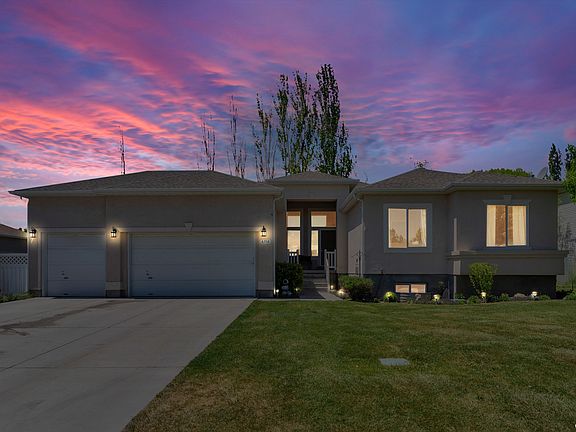 2nd image of 8708 S Mountain Vista Dr