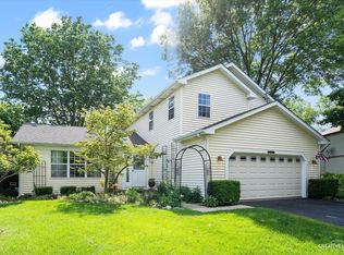950 Prairie Dr, Algonquin, IL